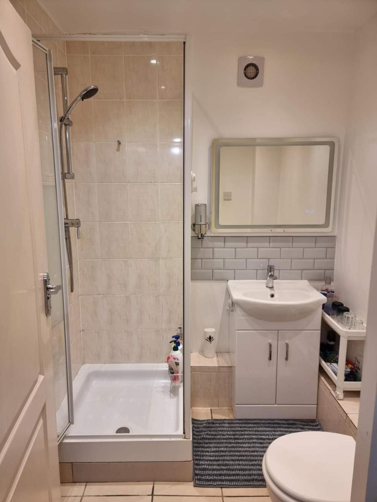 Bethnal Green/Brick Lane 2 Bedroom Apartment Лондон Екстериор снимка